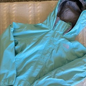 ☔️ North Face Rain Jacket Lined in VGUC Girls Size 7/8 ☔️